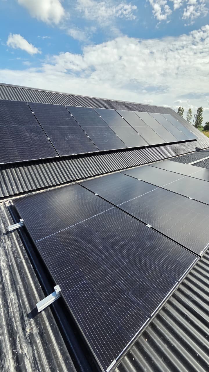 Estructura coplanar Chiko Solar sobre el techo