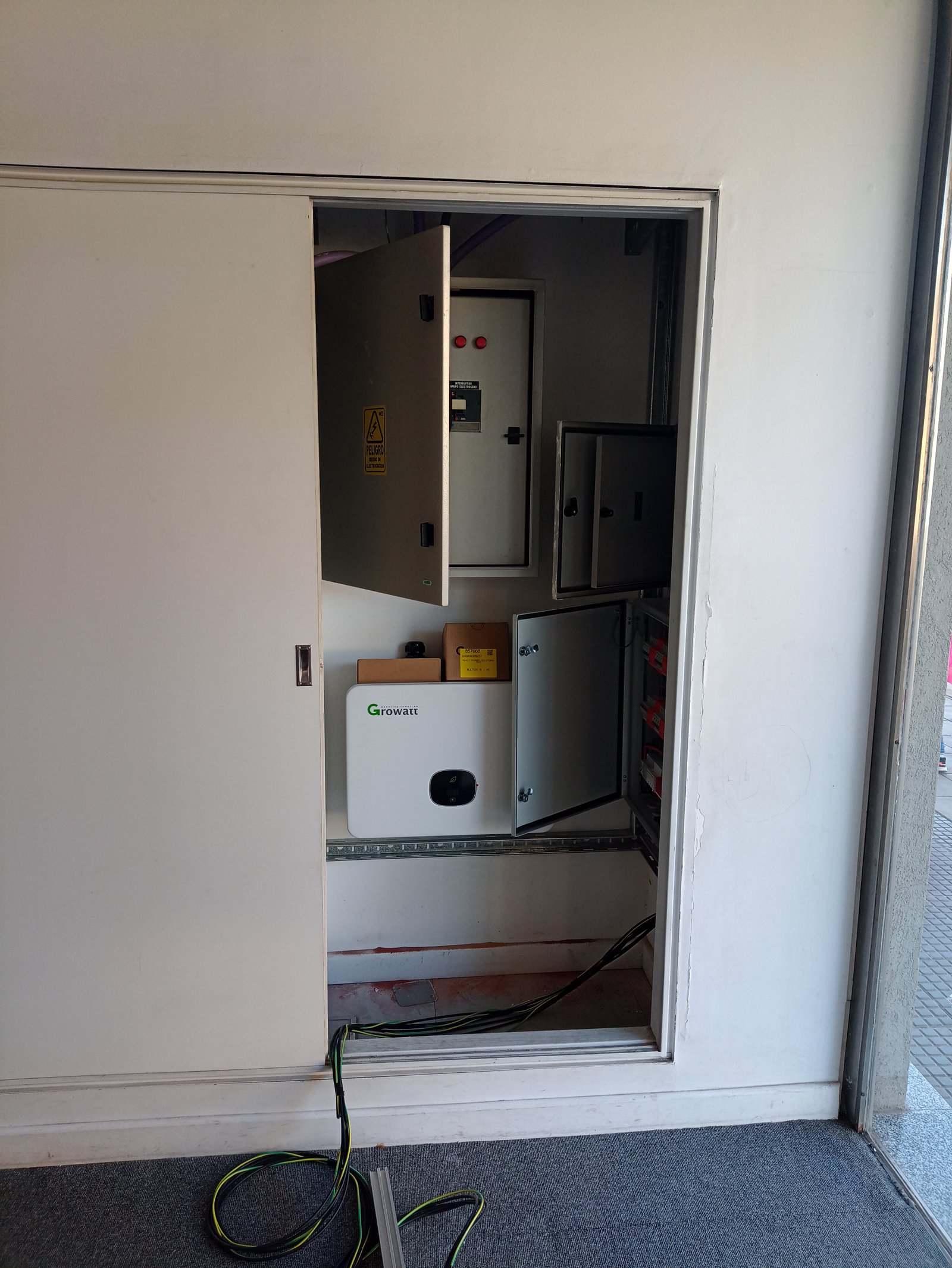 Inversor Growatt on-grid de 30 kWac